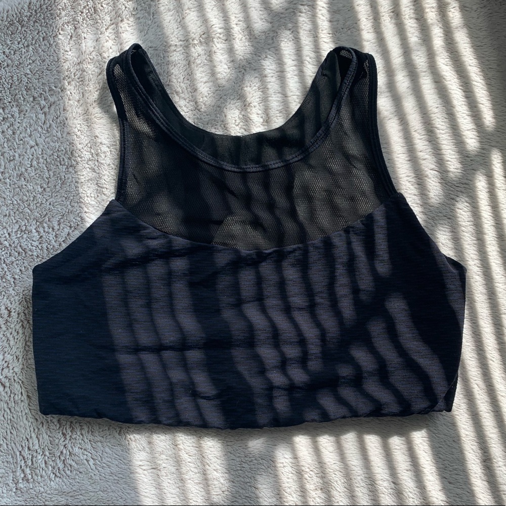 Lululemon Gear it up bra size 8